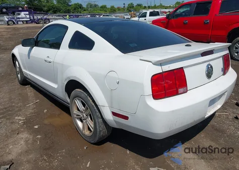 2009 Ford Mustang Premium from USA, damaged, VIN 1ZVHT80N595141924